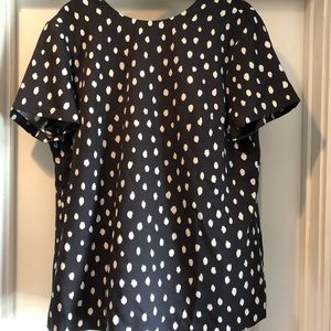 Banana republic grey w/white spots top size XL